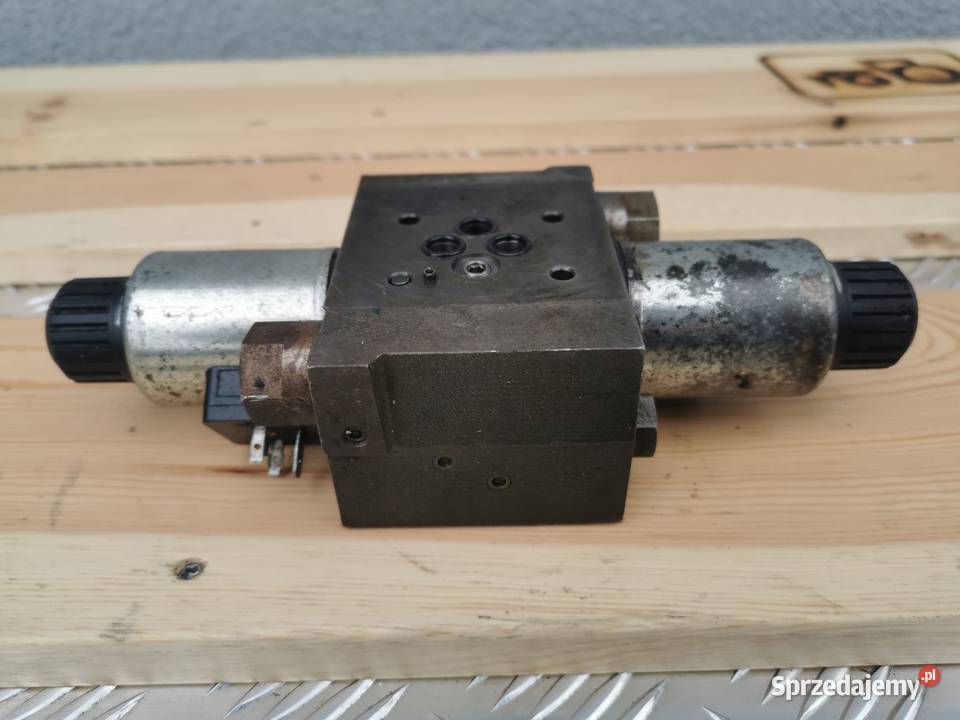 Blok hydrauliczny kierunku jazdy Manitou MLT Wilkowo