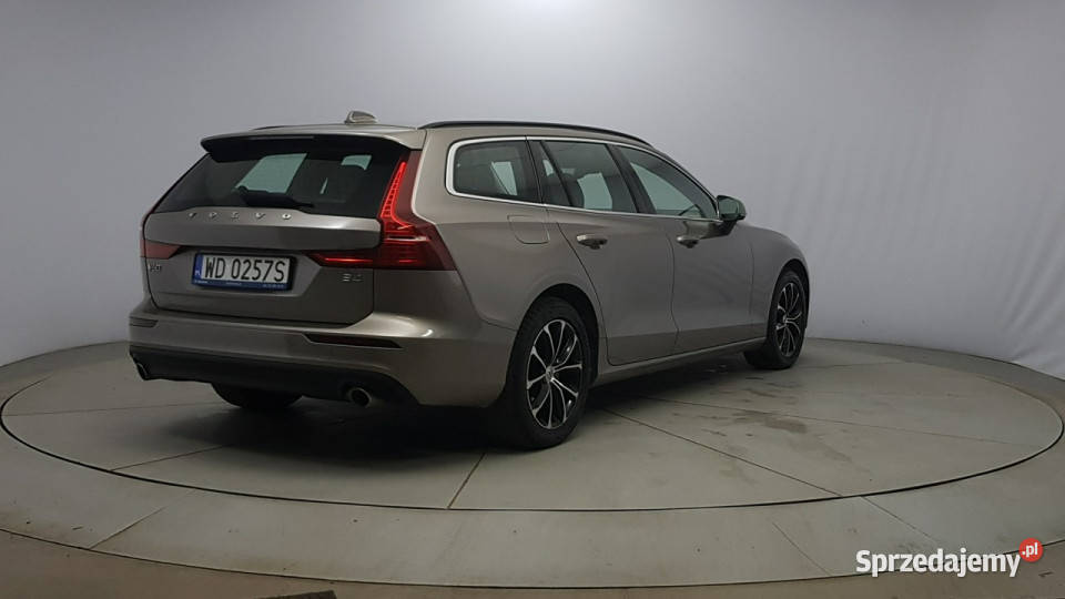 Volvo V60 B4 D Momentum Pro Z Polskiego Salonu V60