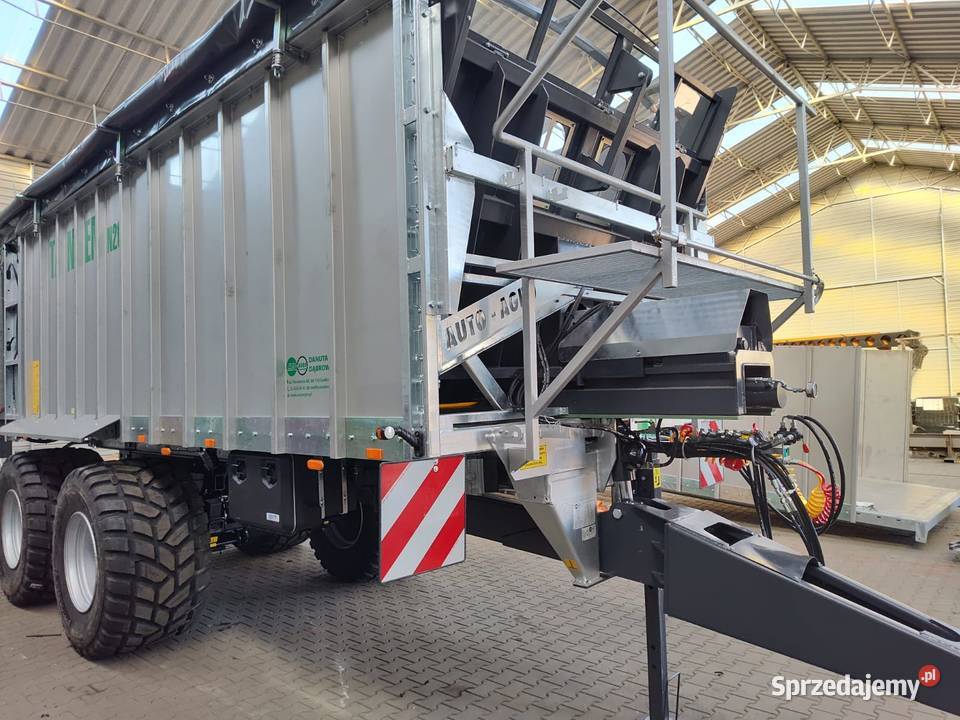 AutoAgro Rozrzutnik obornika Tandem N268