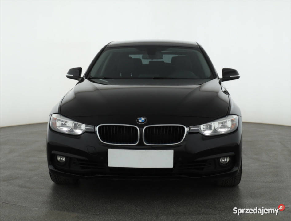 BMW 3 320 i xDrive Rok produkcji 2017 Piaseczno sprzedam