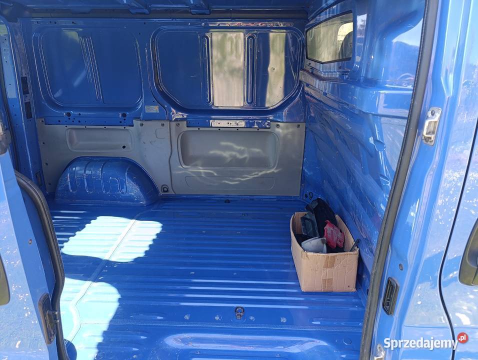 Opel Vivaro 25CDTI 140 2011r klima Dzierżoniów