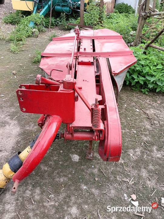 Kosiarka rotacyjna polskiej produkcji Maszyny rolnicze Rzędziszowice