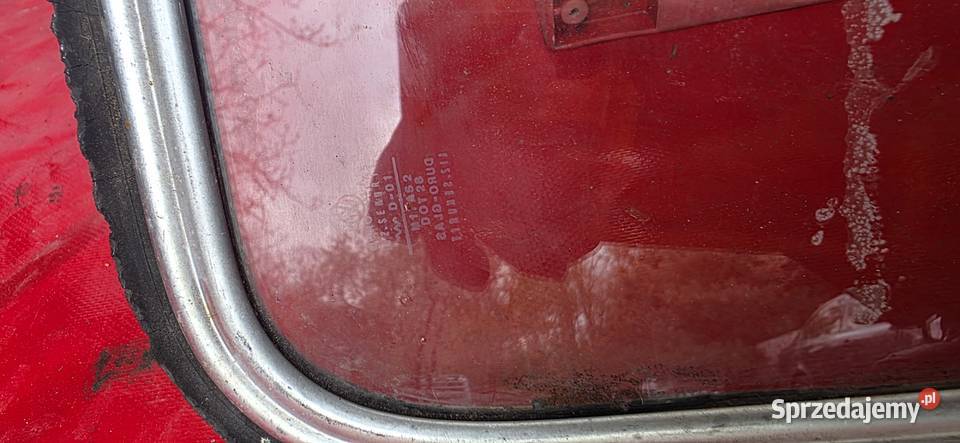 VW garbus 1303 szyby uchylne tylne Pozostałe Łódź
