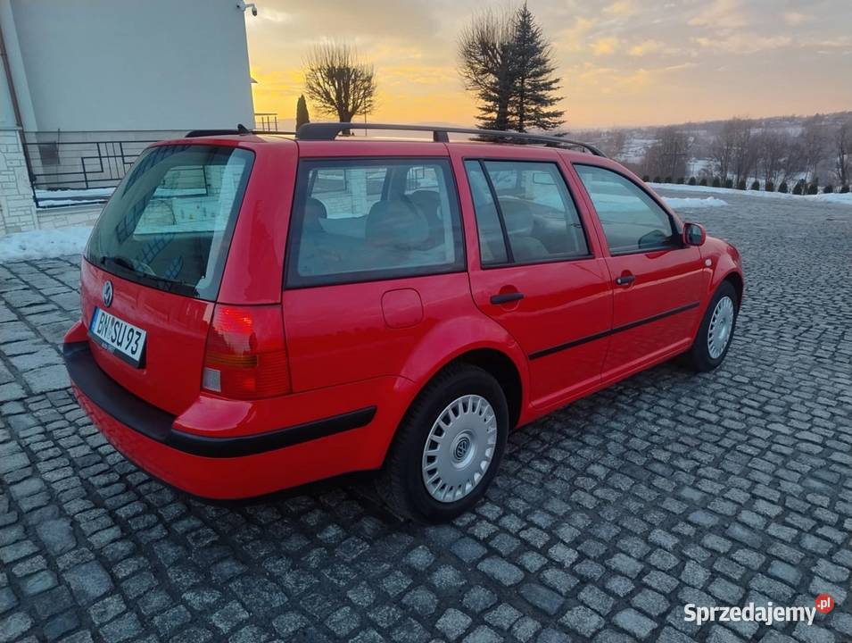 Volkswagen Golf 4 stan kolekcjonerski 14 benzyna Myślenice sprzedam