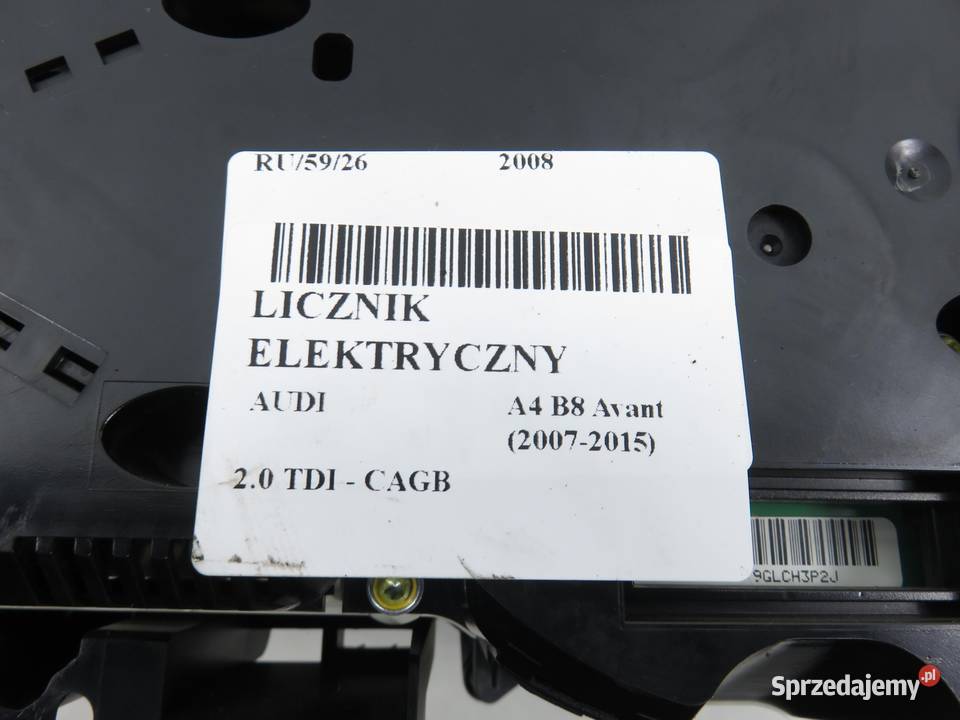 LICZNIK AUDI A4 B8 20 TDI 8K0920930C osobowe