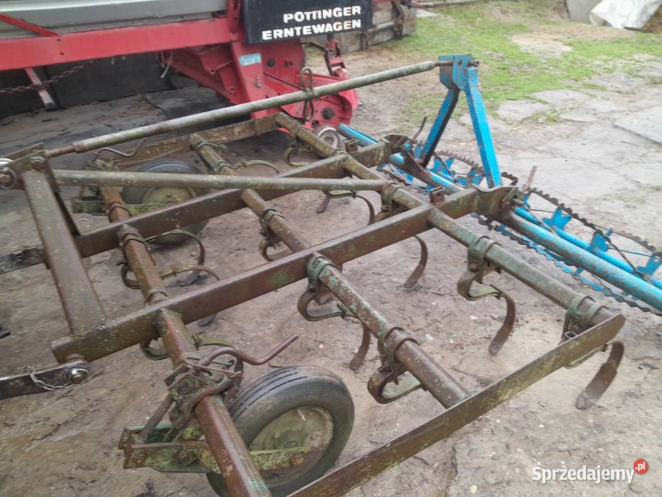 Kultywator z walkiem 21 Uszew