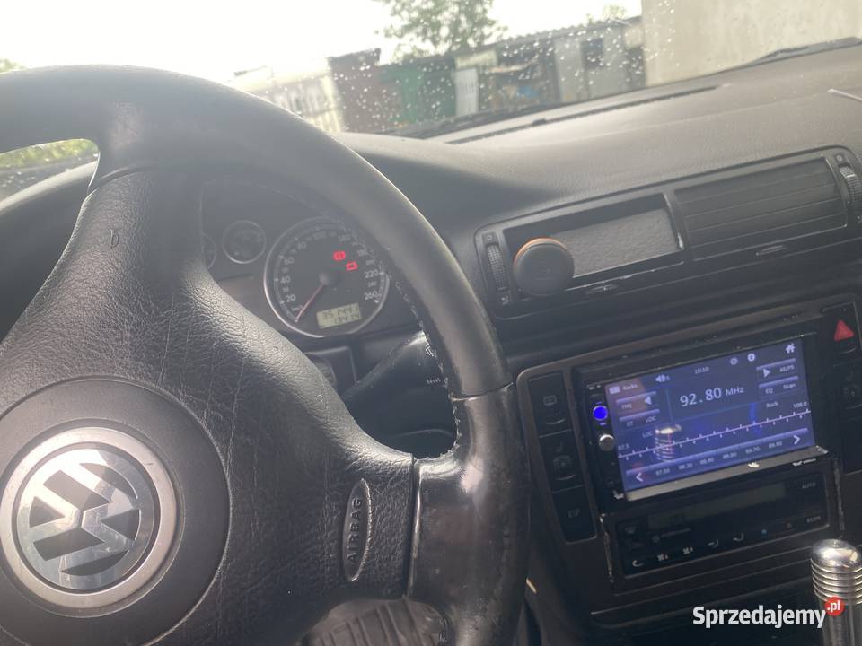 Passat b5 2002r polift 19d 135 6skrzynia kujawsko-pomorskie Kowróz