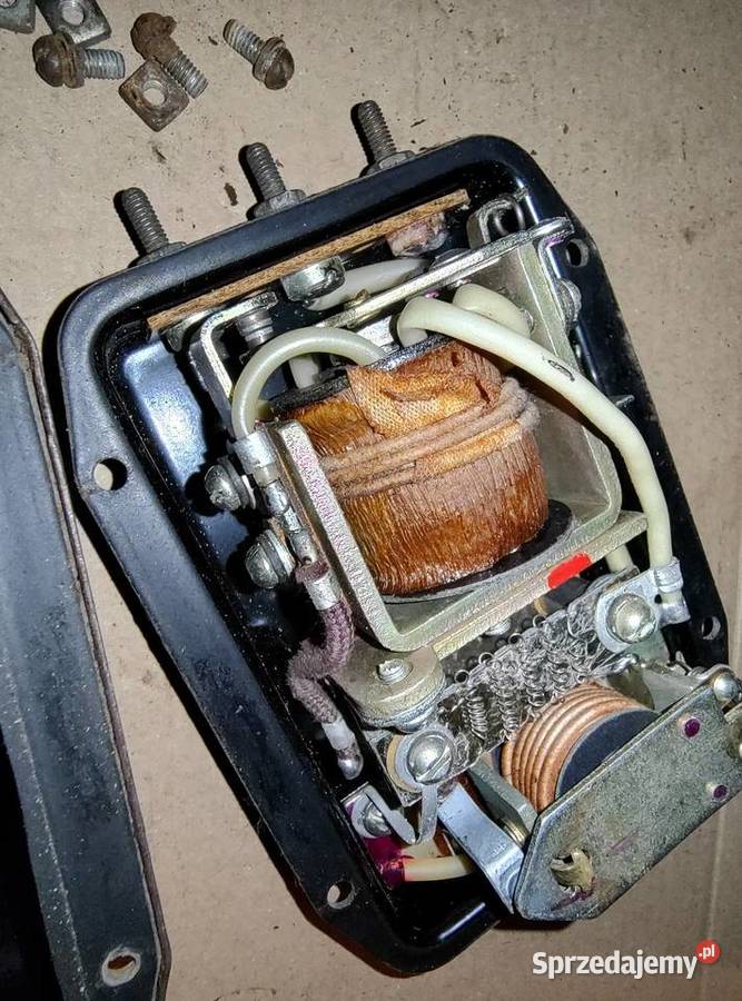 Regulator napięcia PP31 X60 roku K750 M72 M61