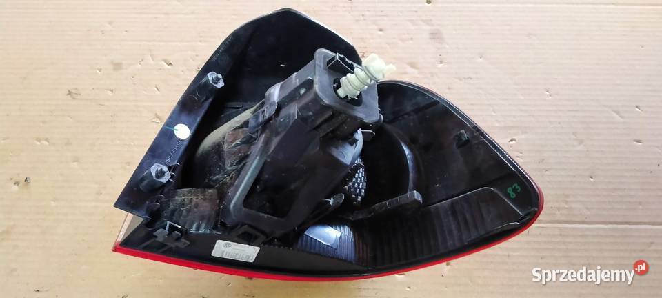 VW GOLF VI HB 0813 LAMPA TYLNA LEWA W BŁOTNIK Bielsko-Biała sprzedam