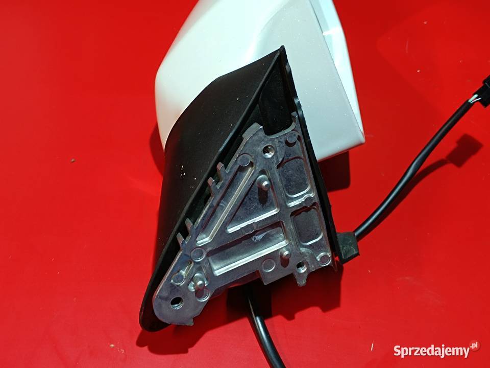 SUZUKI BURGMAN EXECUTIVE 650 LUSTERKO PRAWE Wrocław