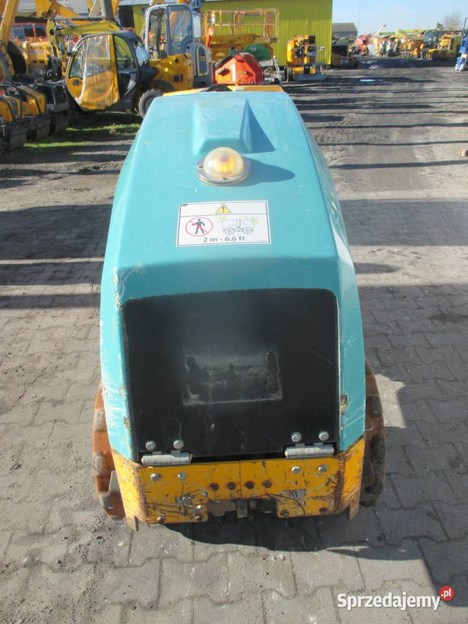 Walec okołkowany do wykopów Ammann ARR 1575