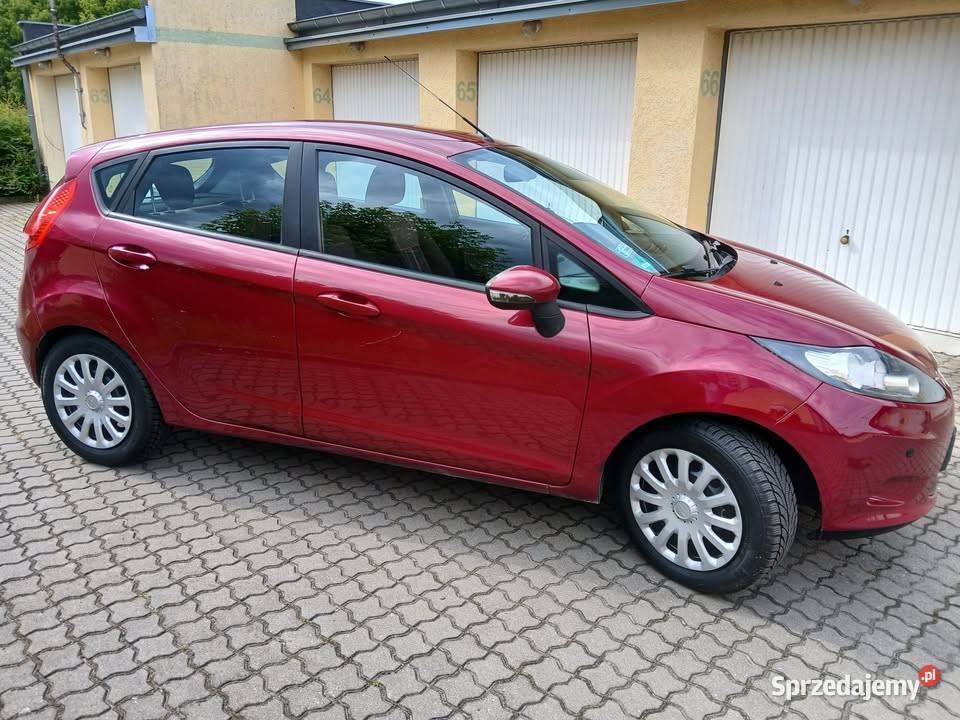 Sprzedam Forda Fieste MK7 13 benz klima mrozi immobilizer Fiesta Bydgoszcz