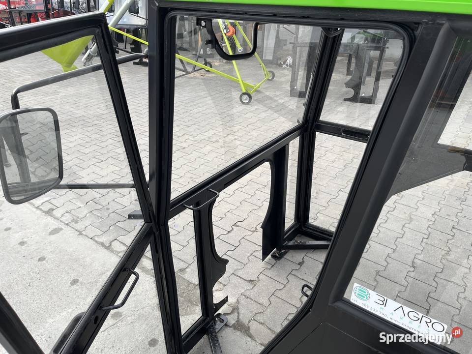 Kabina ciągnikowa kabina Ursus C330 C360 MF235 mazowieckie Pułtusk
