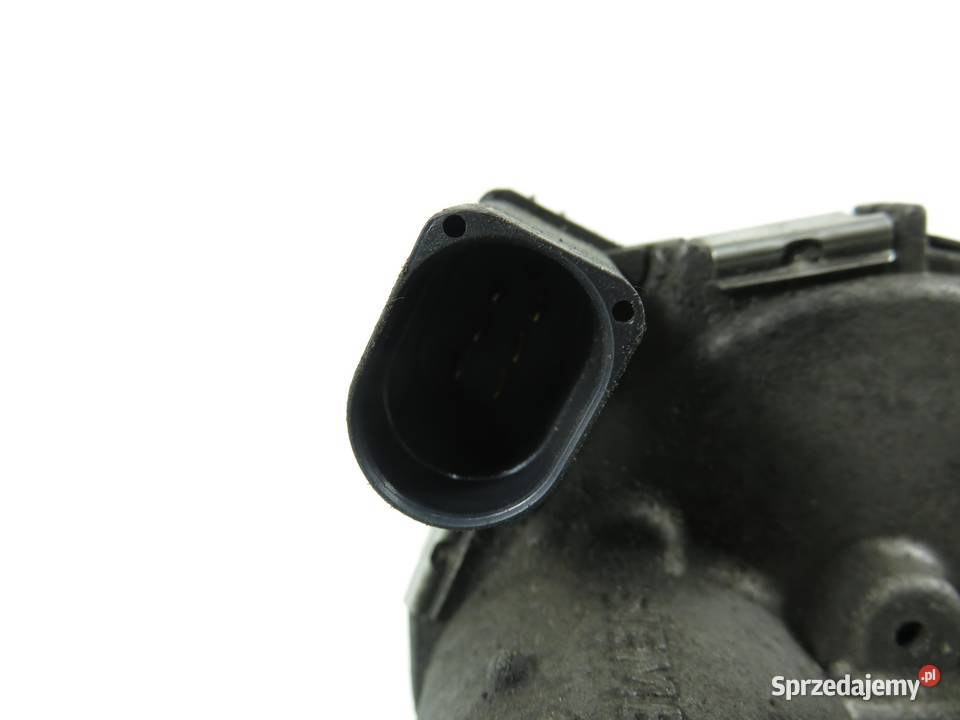 PRZEPUSTNICA VW PASSAT B6 20 FSI 06F133062B