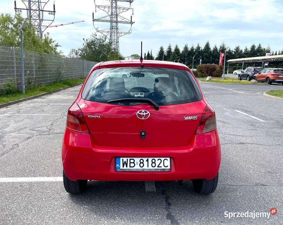 Toyota Yaris Salon Klimatyzacja Zadbana Niski centralny zamek Warszawa sprzedam