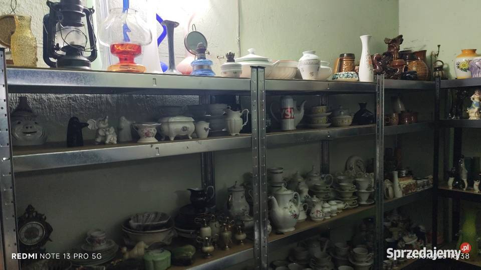 Szkło Kolorowe Porcelana Kruszyły Porcelana i szkło Wiązów