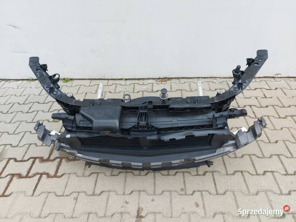 MERCEDES GLA 200 II H247 13TB Pas przedni