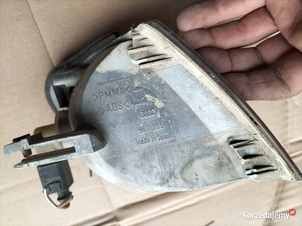 KIERUNKOWSKAZ LEWY AUDI A3 AUDIA3 kierunkowskazy Kamień-Kolonia