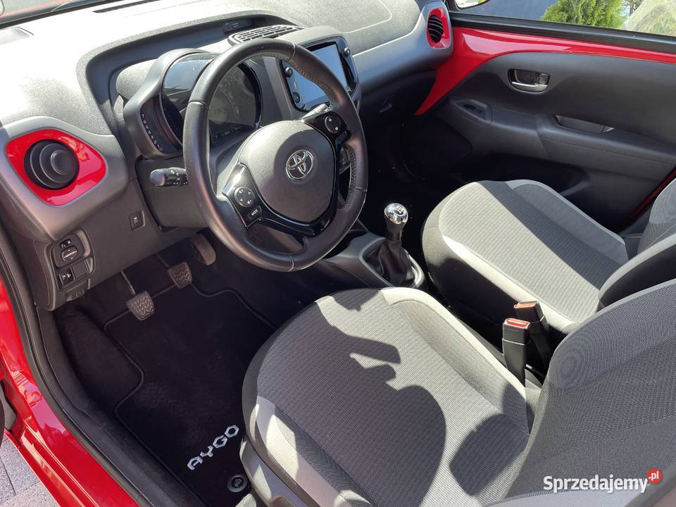TOYOTA AYGO 2020 23 przebiegu Czerwona Aygo Inowrocław