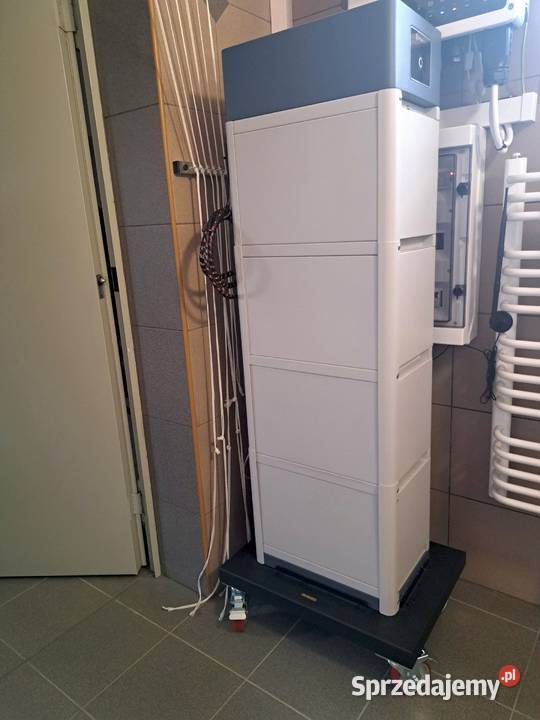 Stelaż stojak podstawa pod magazyn energii solar