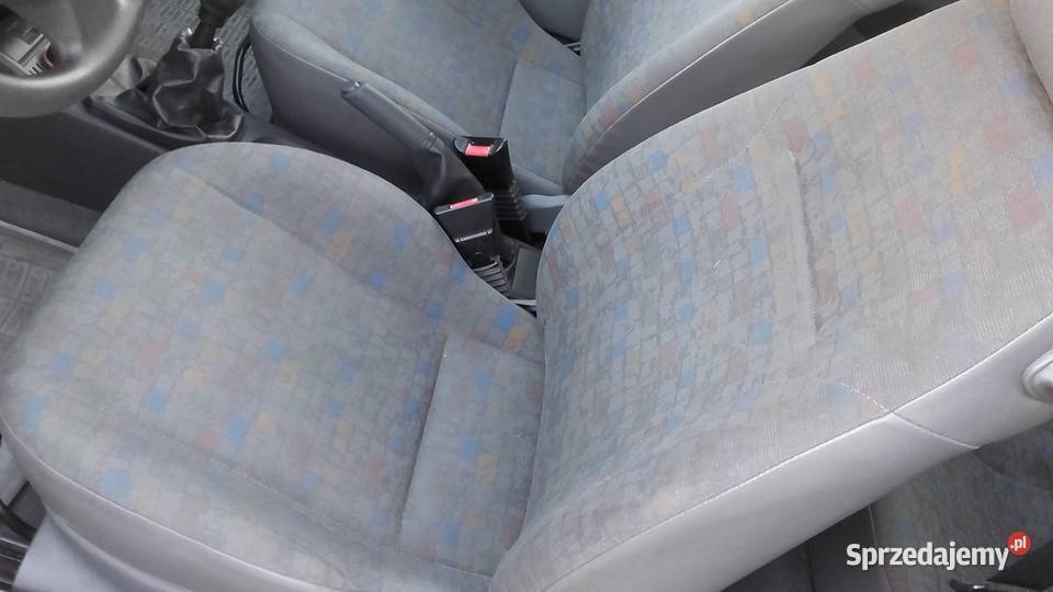 Opel Corsa C 2001 12 BENZYNKA Rok produkcji 2001 Ciechanowiec