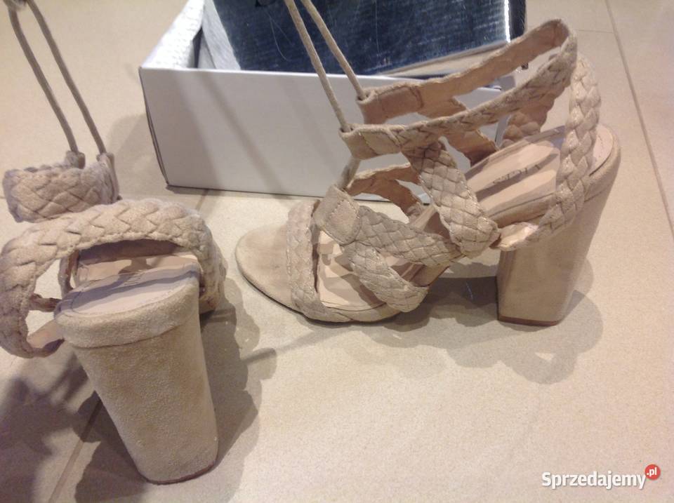 Zamszowe Sandałki Beżowe wiązane Damskie r 35 j inna Nowa Sól