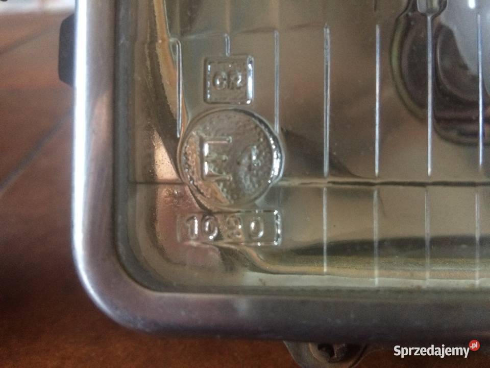Reflektory Toyota Dyna ToyoAce Ly61 lampy IKI łódzkie Kutno