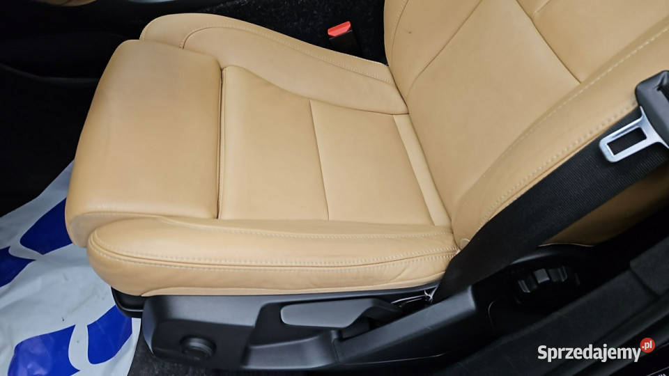 Volvo XC 40 T5 PlugIn Hybrid Inscription aut Z sprzedam