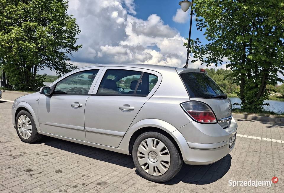 Samochód Opel ASRTA H 2008r 13 diesel