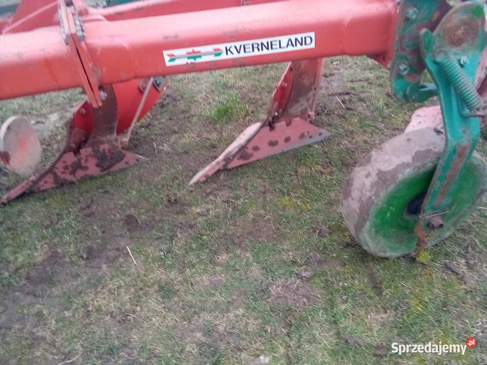 Plug obrotowy 3 skibowy plus 1 kverneland Unisławice