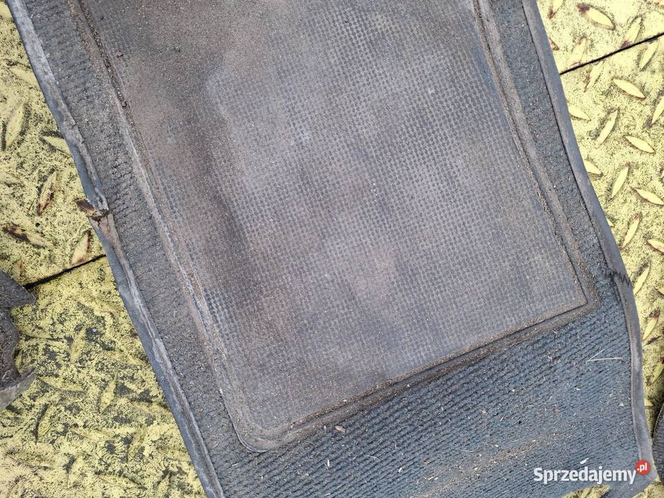 Wykładzina dywanowa kabiny dywany Fiat 126p Tapicerki samochodowe Strzelce Opolskie