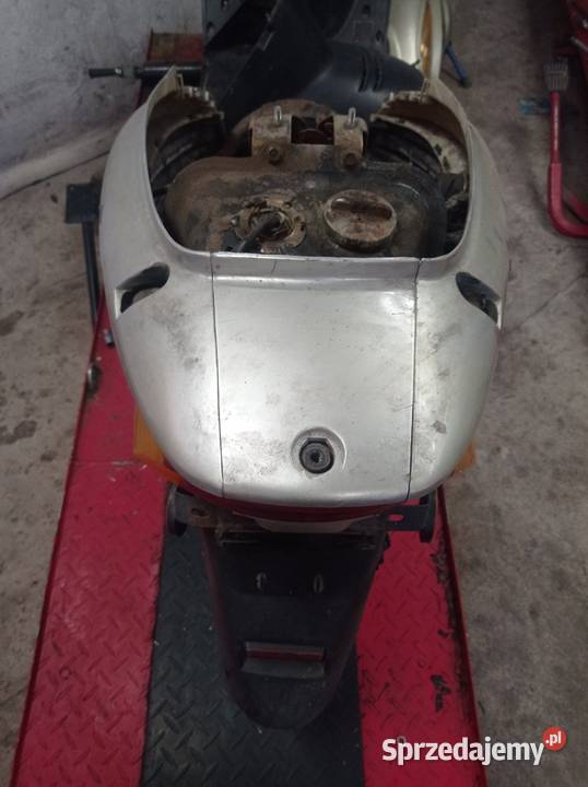 Plastiki boczne skuter Łubno sprzedam