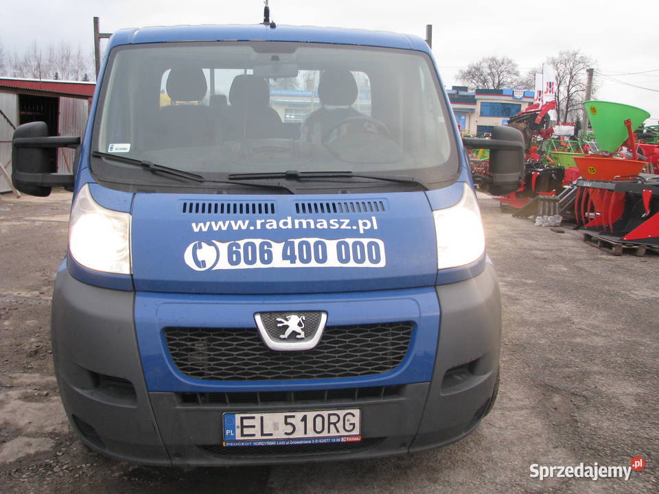 Samochód dostawczy Peugeot Boxer dostępny w garażowany Opoczno