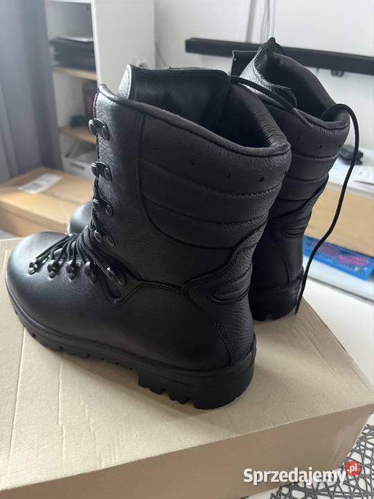 Buty wojskowe Demar Rozmiar 425 Pozostałe sprzedam