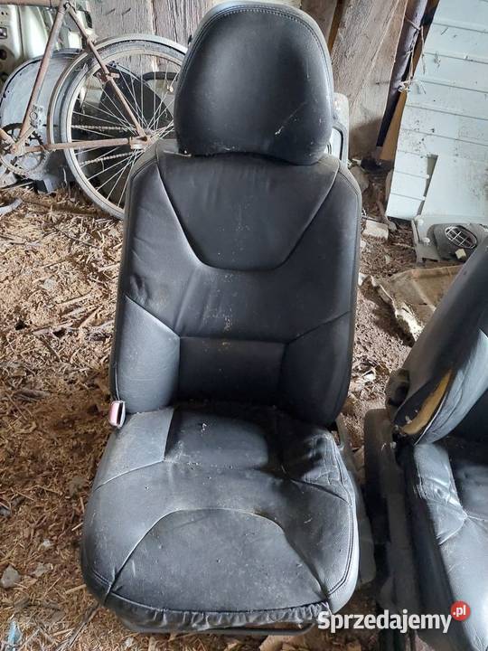 VOLVO V70 komplet foteli przód tył czarna skóra Fotele i kanapy Kielce