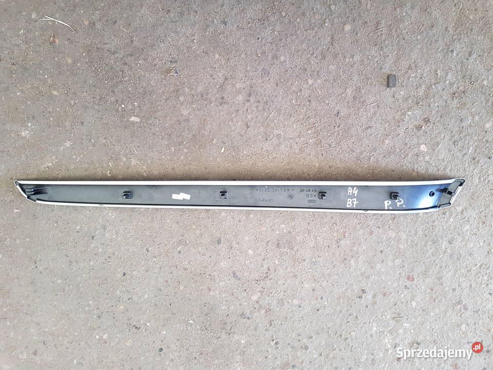 AUDI A4 B7 LISTWA DRZWI PRAWA PRZOD DEKOR