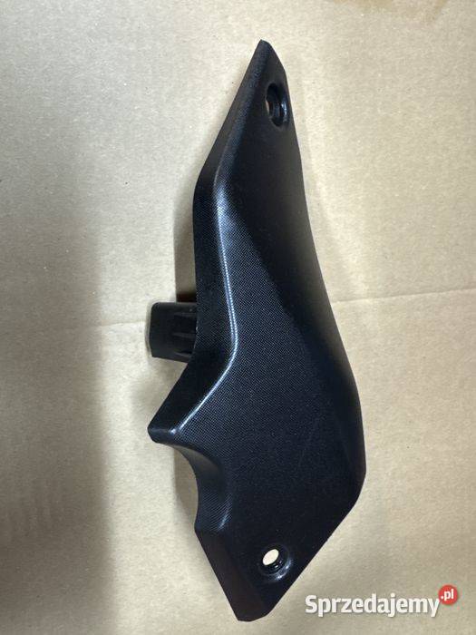 Bok boczek plastik owiewka Yamaha MT07 Tracer 7