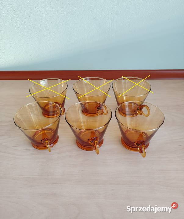 Miodowe bursztynowe filiżanki 3 szkło PRL Porcelana i szkło Katowice
