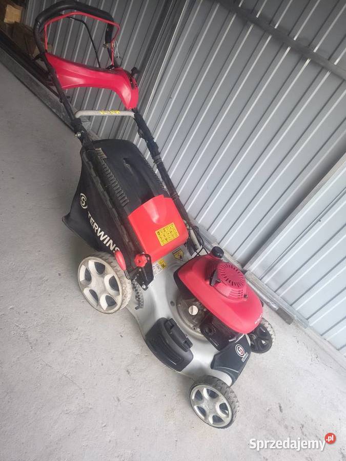 KOSIARKA HONDFA Z NAPĘDEM 2017r Pozostałe sprzedam