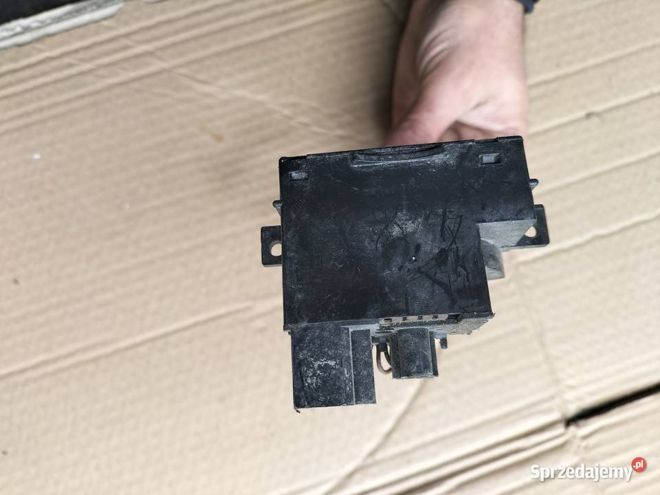PRZEŁĄCZNIK WYCIERACZEK NISSAN PRIMERA P11