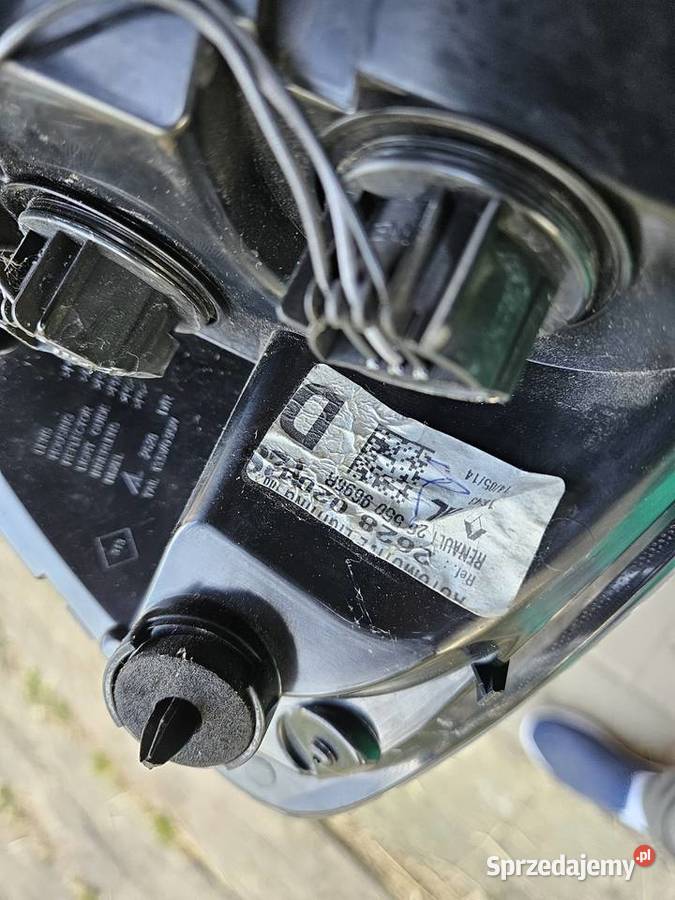 RENAULT ZOE LAMPA PRAWY TYŁ PRAWA TYLNA