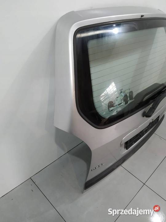 KLAPA TYŁ SREBRNA Z147 Opel Zafira I 19992006 A Rok produkcji 2000