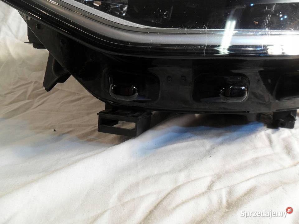 REFLEKTOR PRZÓD STRONA LEWA VOLKSWAGEN ID3 Nowy Tomyśl