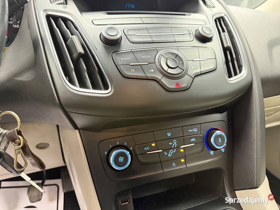 LIFT 16 Benzyna 95 jasne wnętrze GWARANCJA wielkopolskie Poznań