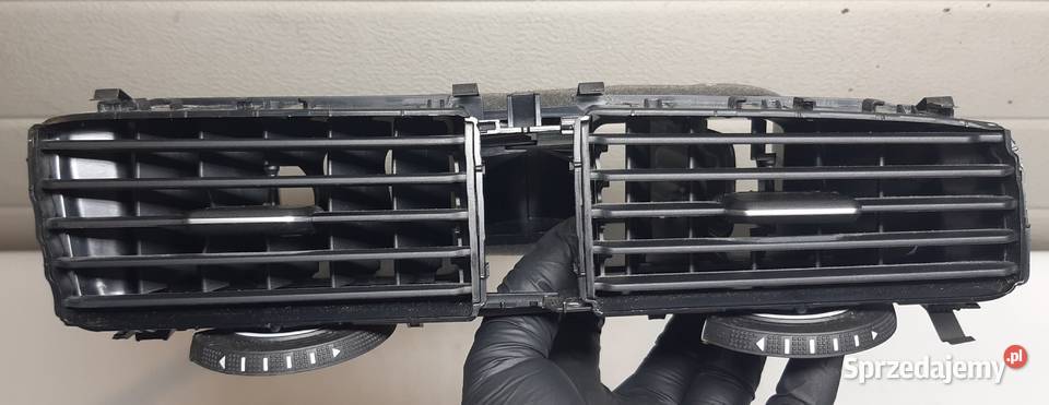 KRATKA NAWIEWU ŚRODKOWA VW GOLF 7 5GM819728BC osobowe dolnośląskie Mielęcin