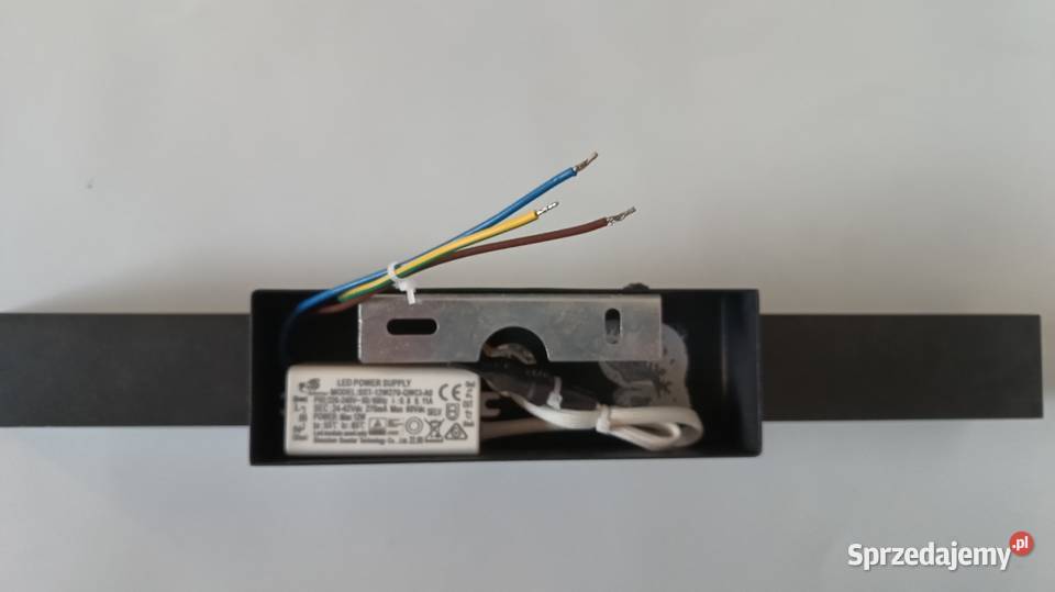 Lampa ścienna LED czarna 12W neutralna kinkiet