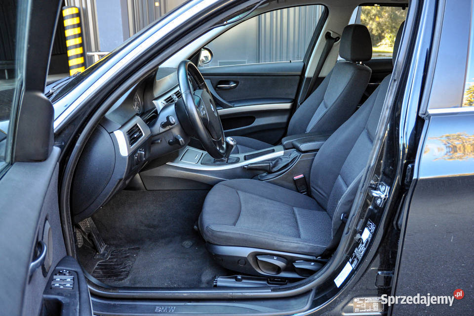 BMW Seria 3 25 218 Bezwypadkowy Rok produkcji 2006