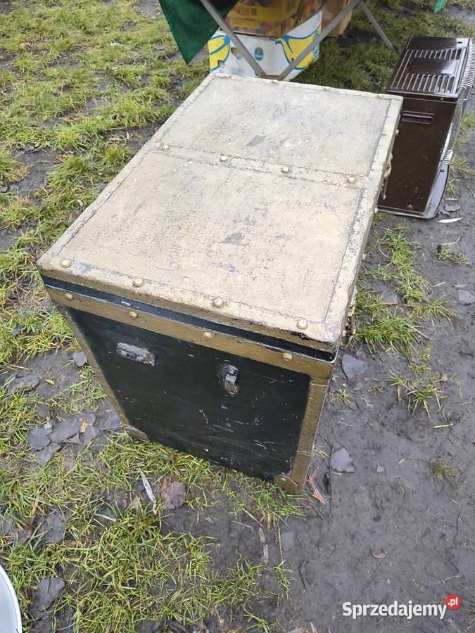 Stary kufer skrzynia łódzkie