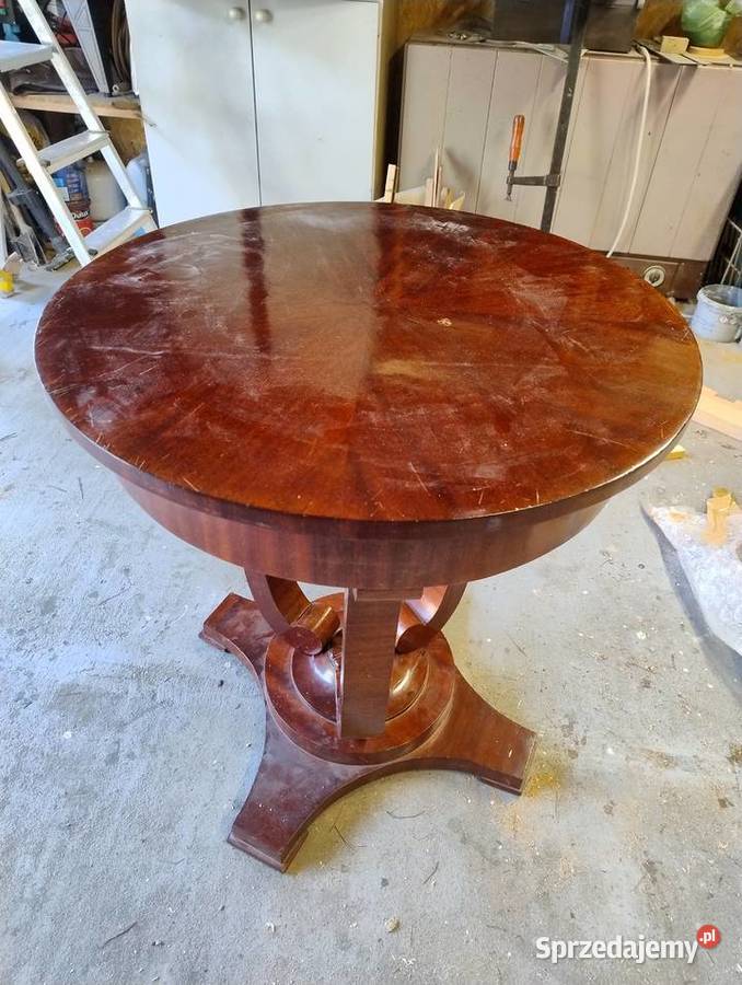 Stolik okrągły okolicznościowy Nieporęt