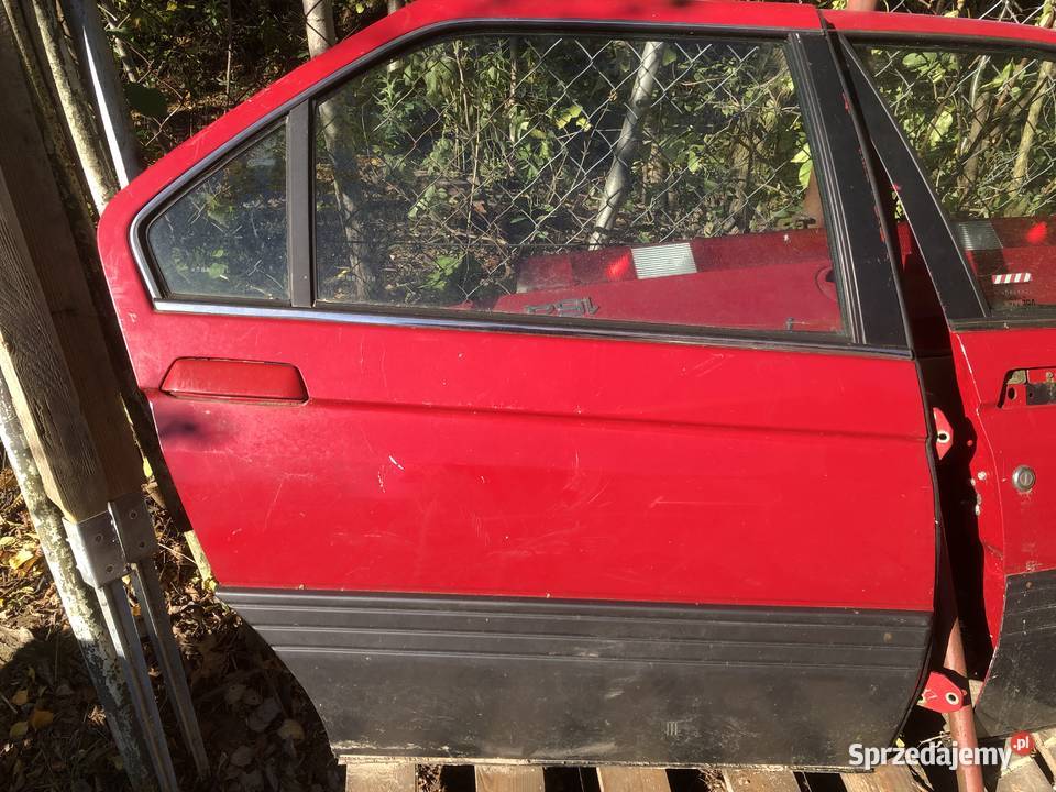 Alfa Romeo 164 drzwi lewe klapa tylna licznik lubelskie sprzedam
